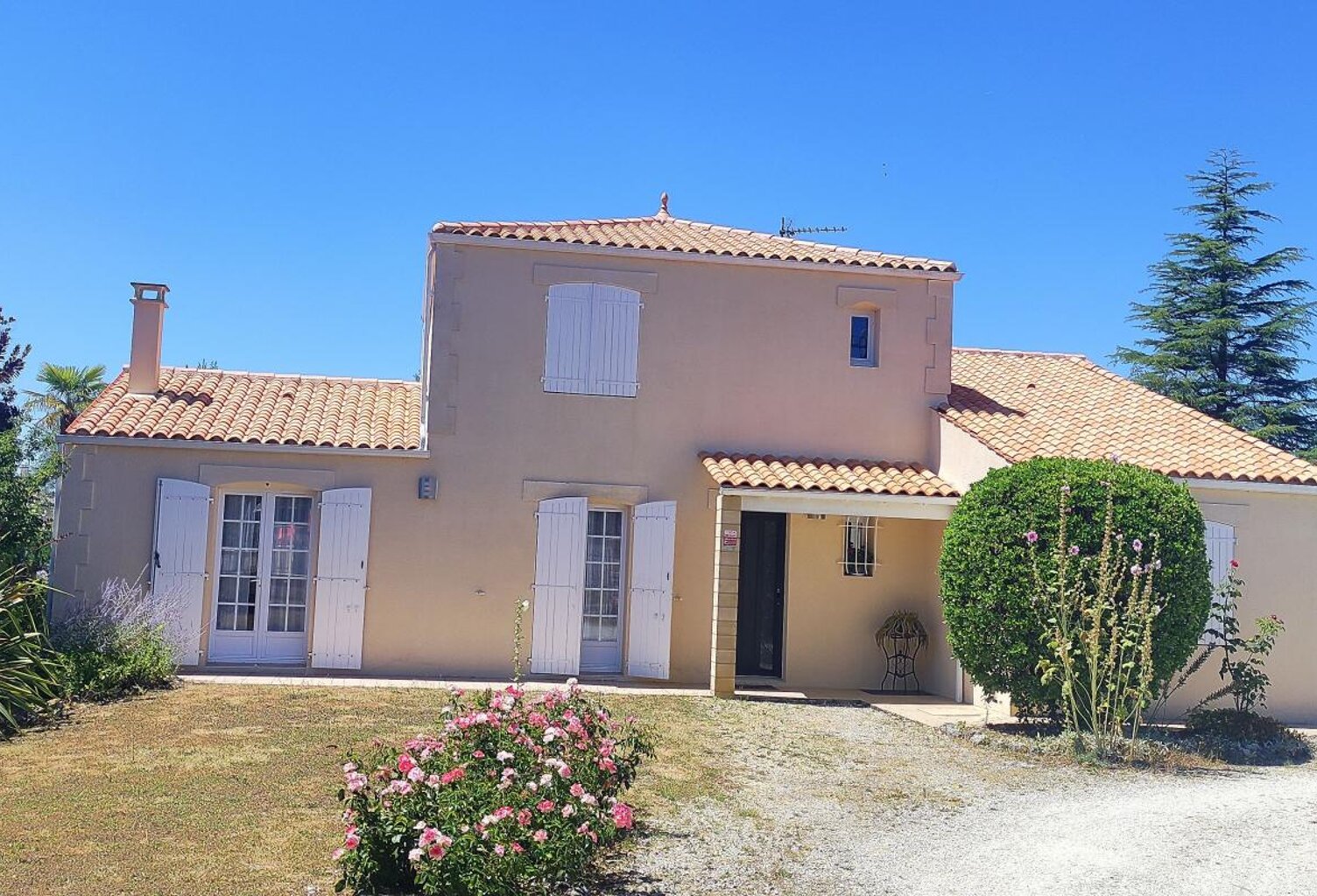 Proche de Saintes, maison familiale — photo 1