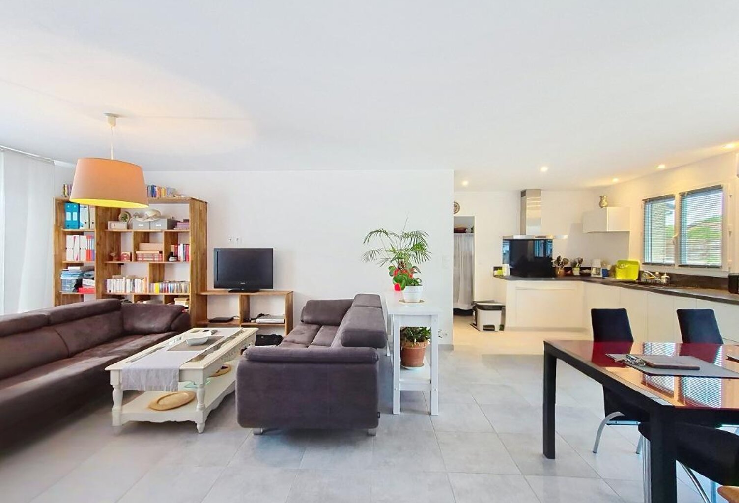 Maison À Vendre — photo 1
