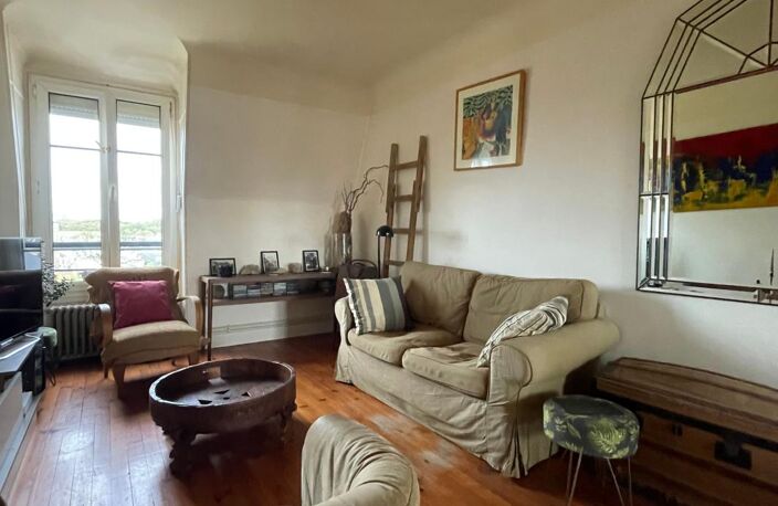 Appartement À Vendre — photo 2