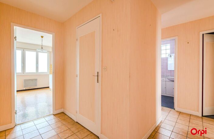T4 76m2 balcon garage — photo 2