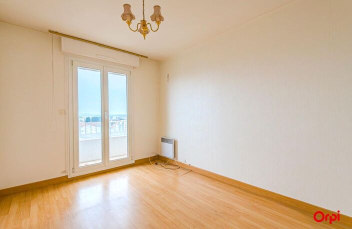 T4 76m2 balcon garage — photo 3