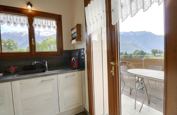 Ensemble immobilier maison 4P 102 m² avec dépendances de 83 m² + garage à SAINT-GEORGES-D'HURTIERES (73220) — photo 4