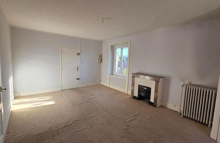 SAINT GENEST MALIFAUX 42660- RARE SUR LE SECTEUR - COEUR DE VILLAGE appartement 74m² 2 chambres au 1er étage — photo 3