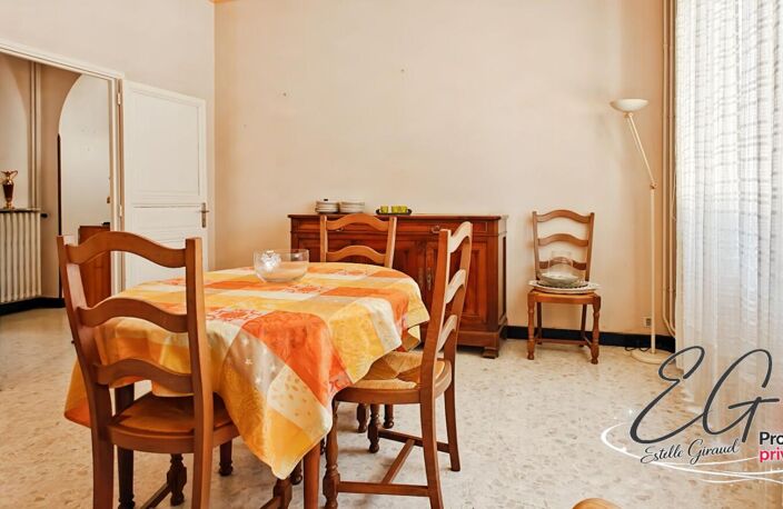 Maison de village de caractère , cour intime et grand garage  à Caunes-Minervois — photo 5