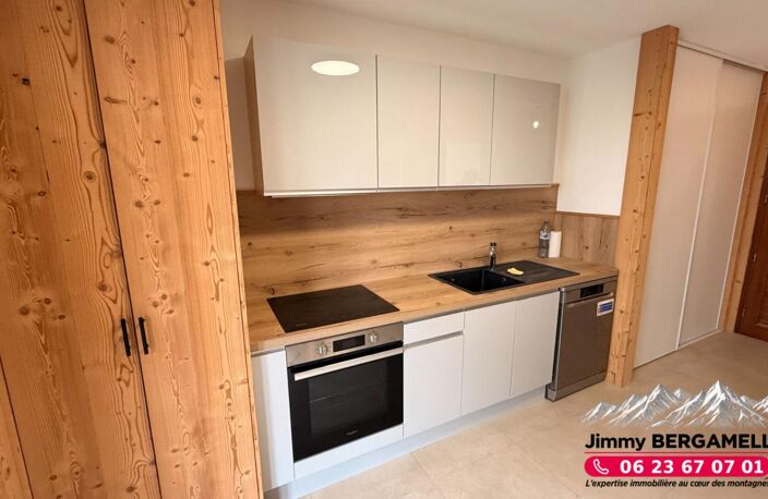 LE FAYET SAINT-GERVAIS-LES-BAINS  APPARTEMENT T2 RÉNOVÉ DE 57 M² AVEC BALCON DE 15 M² CAVE ET STATIONNEMENT — photo 2