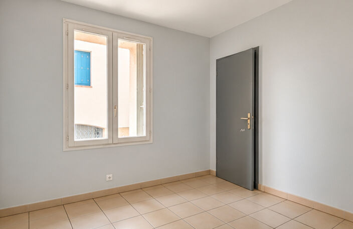 T4 avec loggia - Centre-ville de Narbonne — photo 4