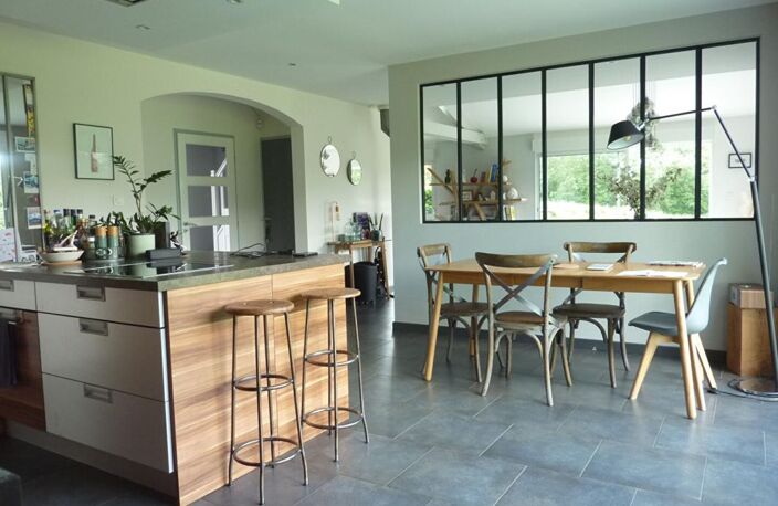 Maison Cholet 9 pièce(s) 207m2 — photo 4