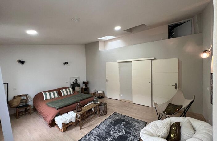 Maison de ville Romans Sur Isere 5 pièce(s) 114 m2 — photo 4