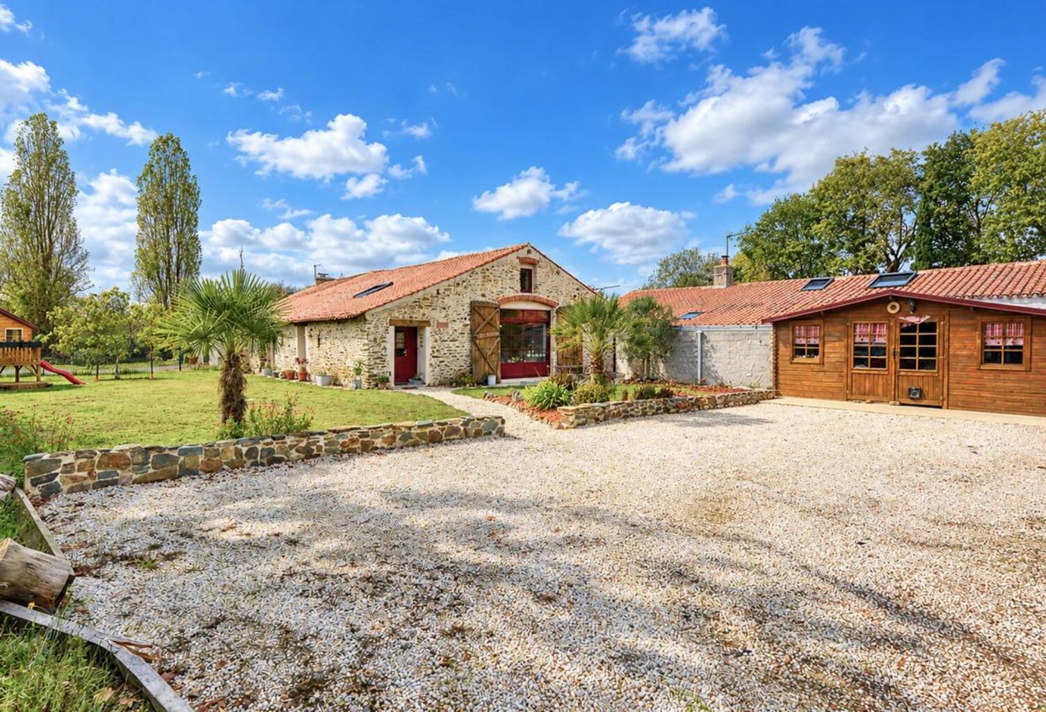 Grange de caractère de 160 m² à La Chevrolière — photo 1