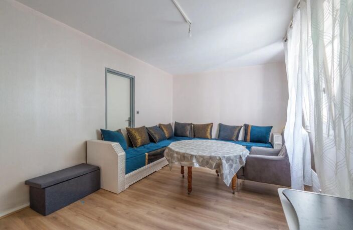 Appartement de 4 pièces de 80 m² à Besançon — photo 2