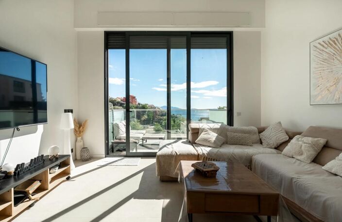 Appartement de 4 pièces de 91 m² à Marseille — photo 2