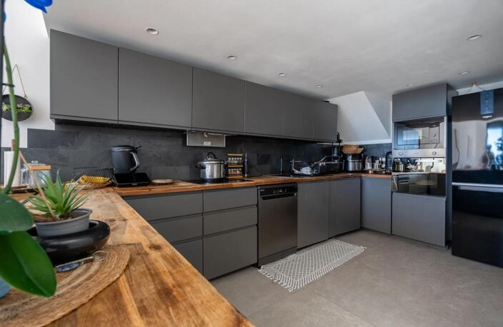 Appartement de 4 pièces de 91 m² à Marseille — photo 5