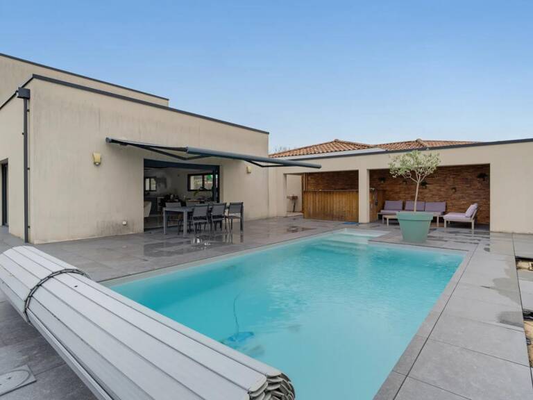 Maison de 7 pièces de 145 m² à Tresses — photo 1