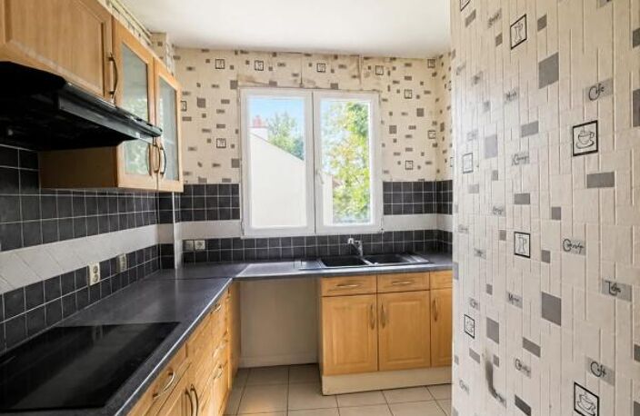 Appartement de 5 pièces de 86 m² à Orléans — photo 3