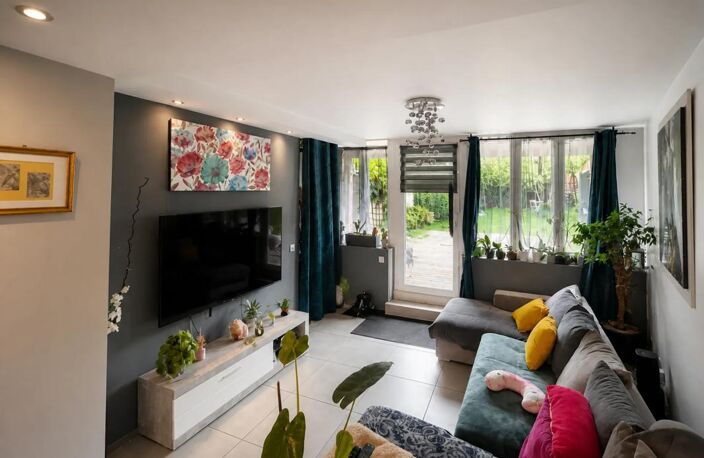 Maison de 5 pièces de 118 m² à Bourgoin-Jallieu — photo 3