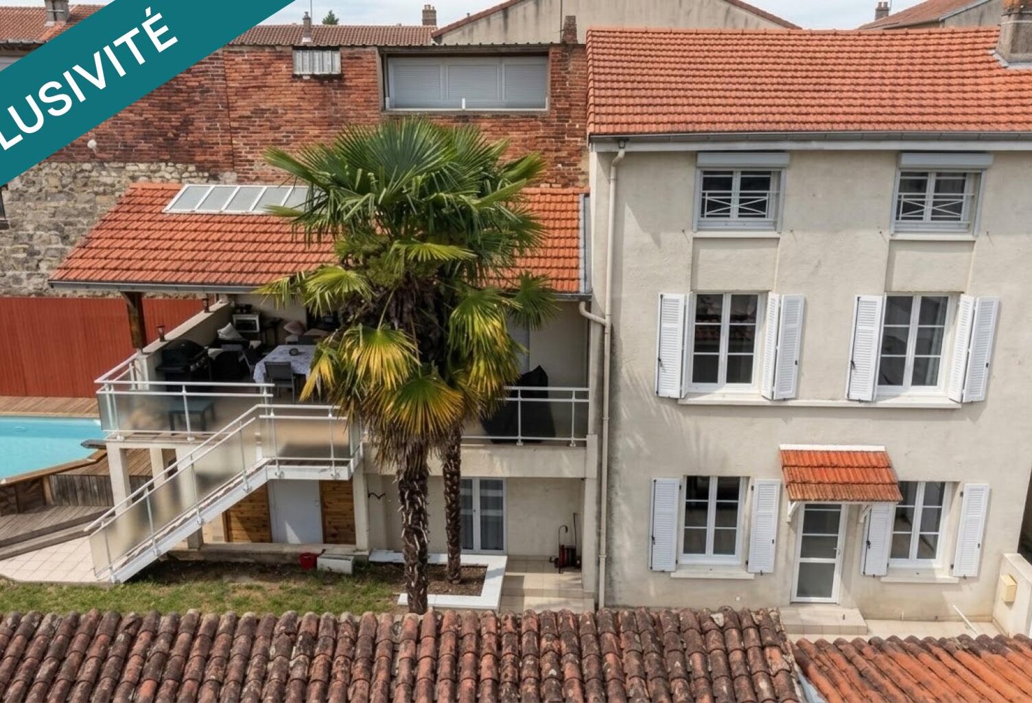 Maison de ville de 112 m² avec jardin, piscine et terrasse. — photo 1