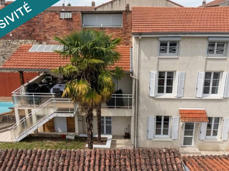 Maison de ville de 112 m² avec jardin, piscine et terrasse. — photo 1