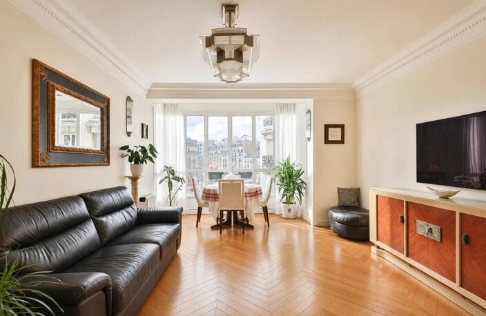 Appartement haussmannien 82m² à Paris — photo 5