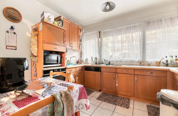 Appartement T4 de 117 m² situé à Grenoble — photo 4