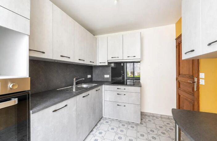 Maison de caractère avec jardin - 104 m2 - Villeneuve-le-Comte — photo 5