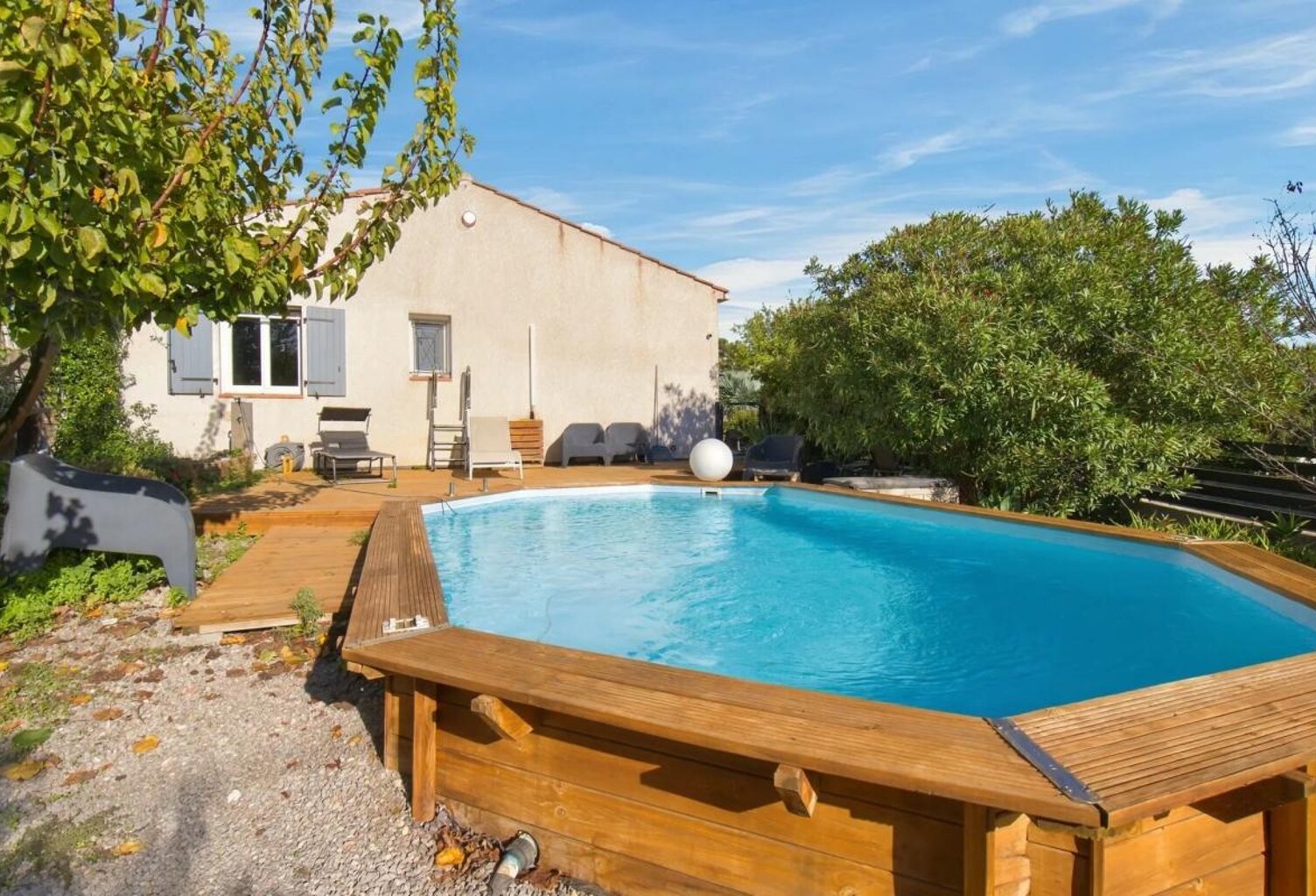 Maison individuelle 4 pièces – 92 m² – Plain-pied – Piscine – Domaine privé – Terrain 730 m² — photo 1