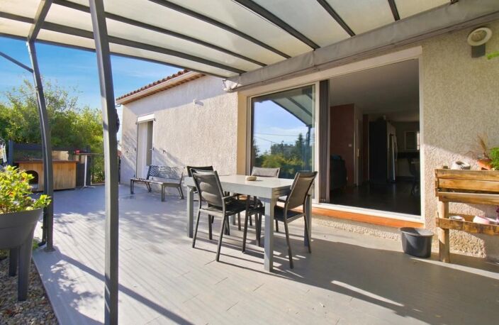 Maison individuelle 4 pièces – 92 m² – Plain-pied – Piscine – Domaine privé – Terrain 730 m² — photo 3