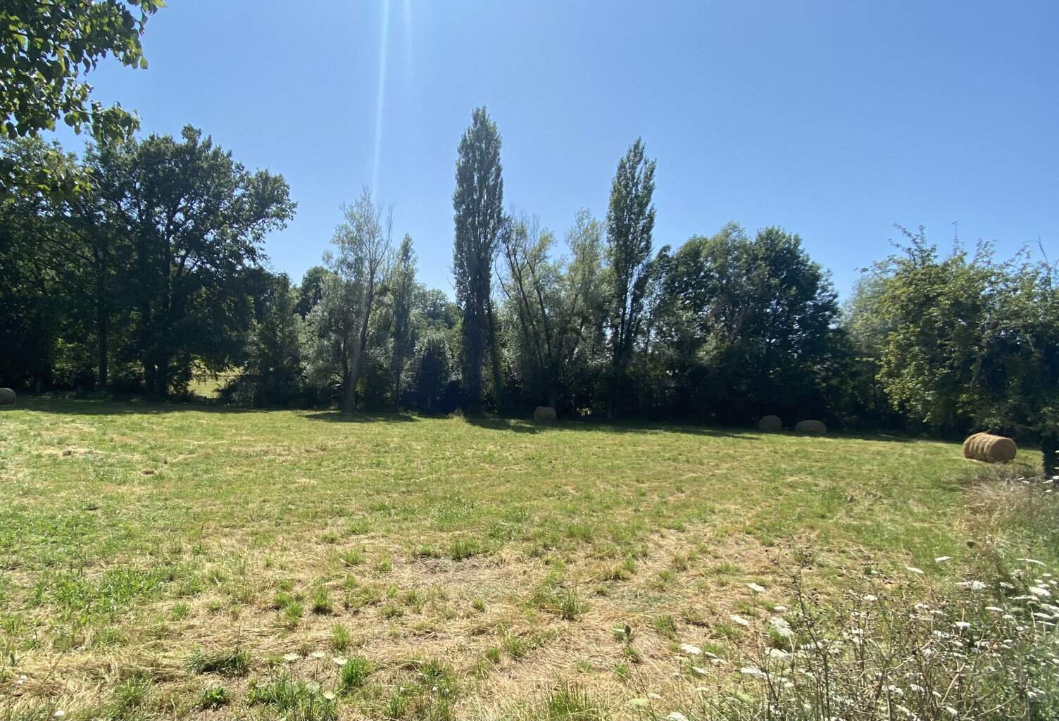 Terrain constructible de 520 m²  — photo 1
