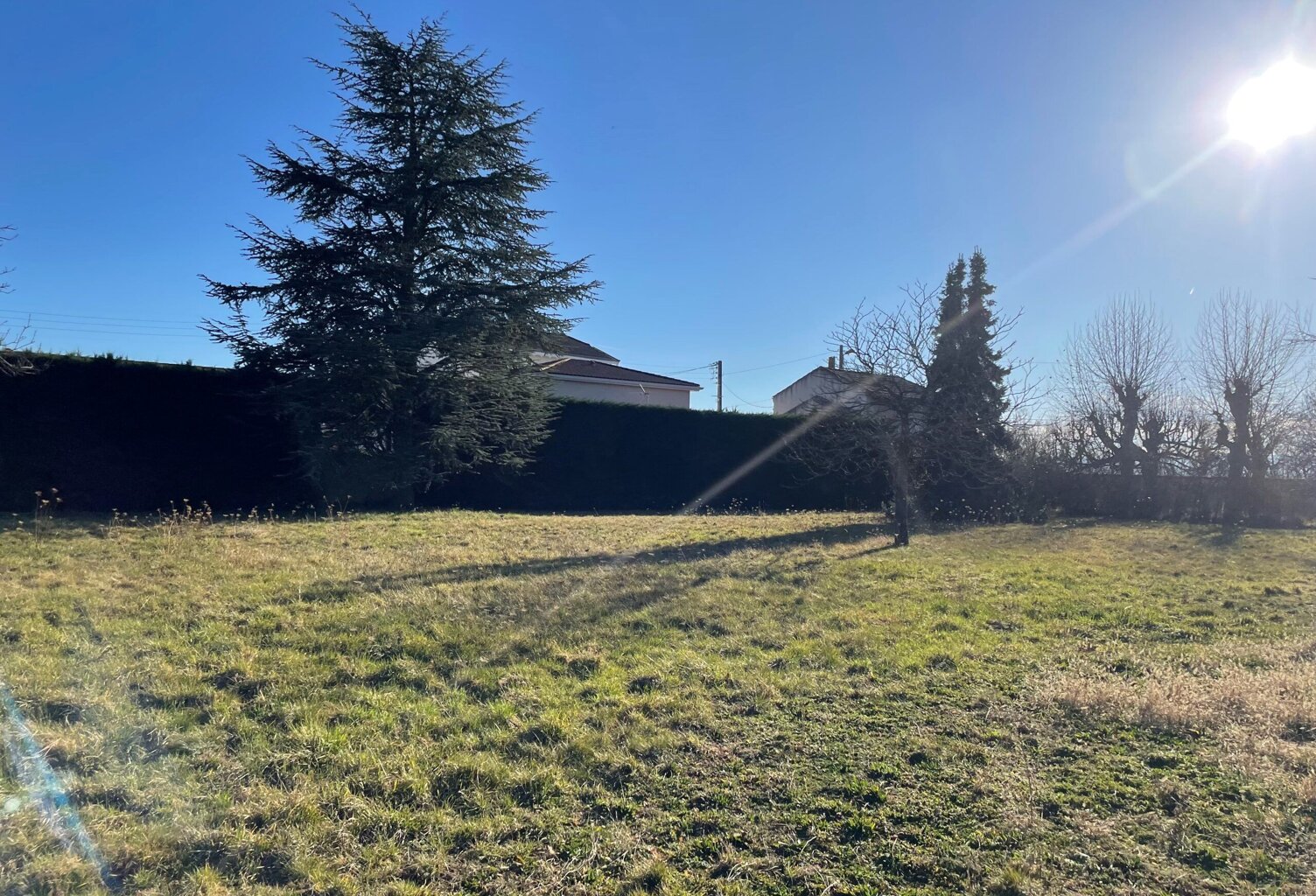 Terrain constructible de 420 m² — photo 1
