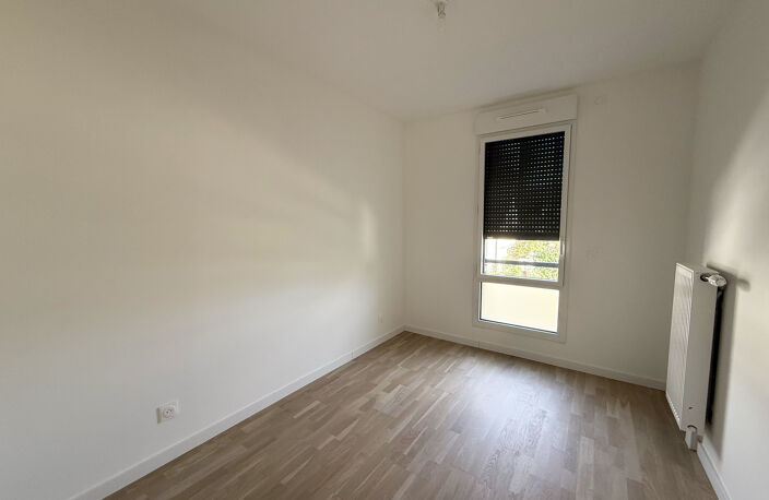 Maison de ville - Saint Thibault des Vignes — photo 5