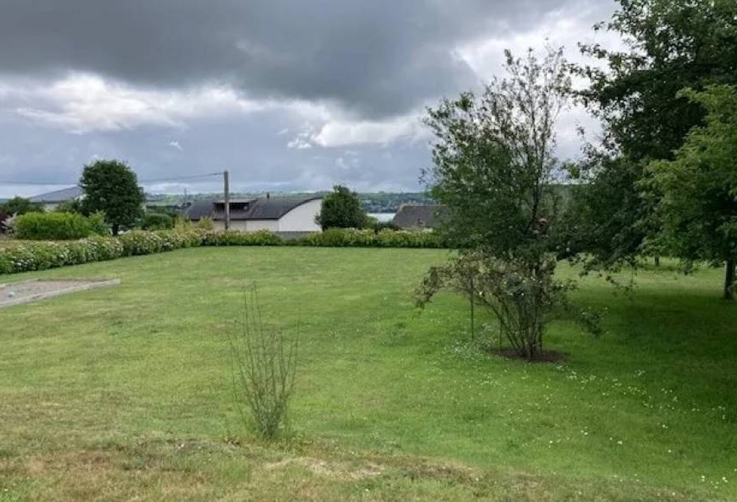 Terrain constructible de 780 m² — photo 1