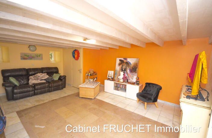 CHANTONNAY - Maison avec annexes et fort potentiel — photo 5