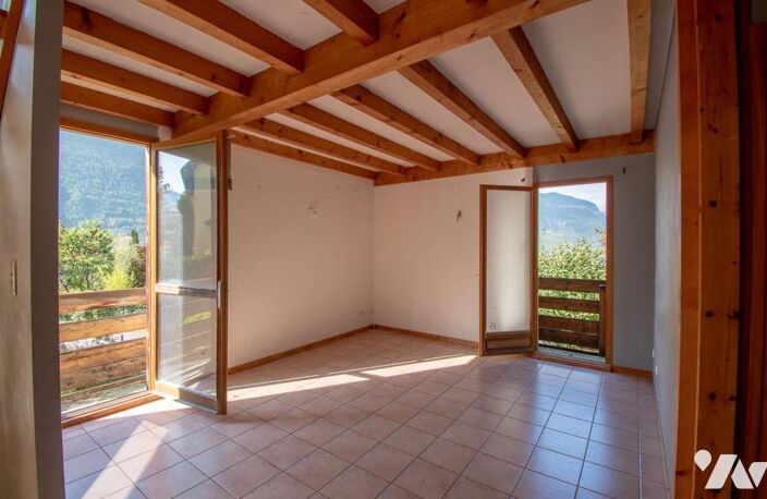 Vente maison 7 pièces 124 m² Saint-Julien-Mont-Denis (73870) — photo 3
