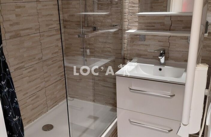 Location appartement 2 pièces 46 m² à Lyon 8 (69008) — photo 5