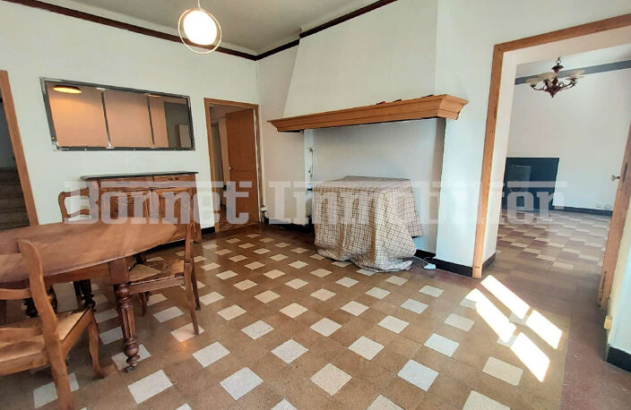 Grande maison de village pleine de charme, fort potentiel — photo 3