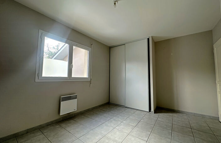 Maison de plain-pied avec jardin à Coutras — photo 5
