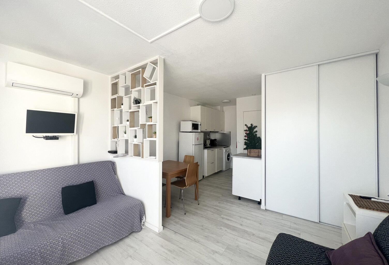 Studio meublé dans une résidence avec piscine du quartier du — photo 1