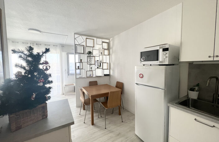 Studio meublé dans une résidence avec piscine du quartier du — photo 4
