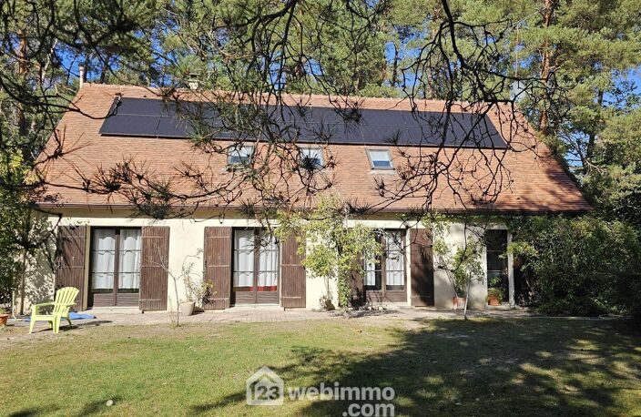 Maison - 288m² - Le Vaudoué — photo 2