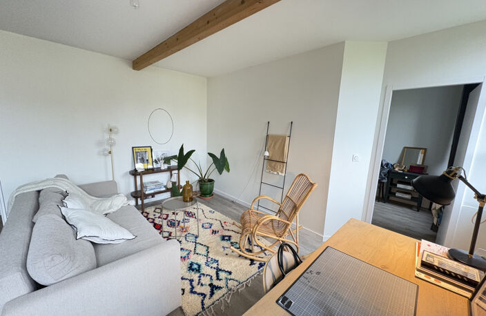 T2 50M2 / SECTEUR DELILLE — photo 2