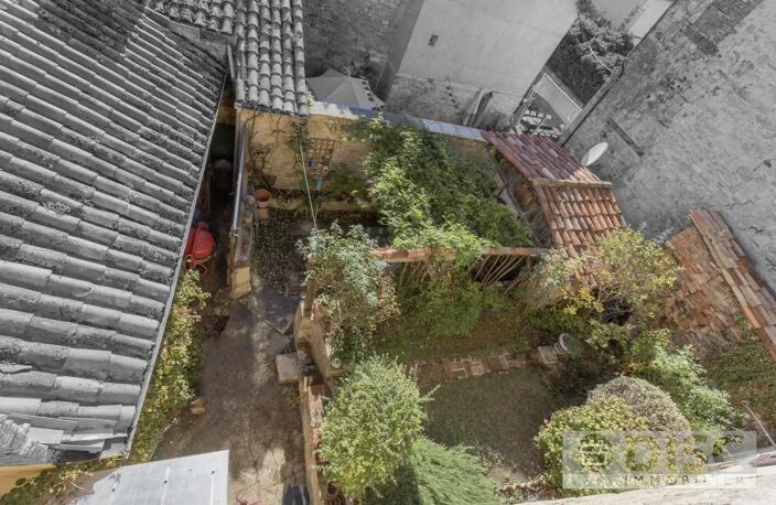 Charmante maison de village avec jardin et loggia offrant de belles vues — photo 2