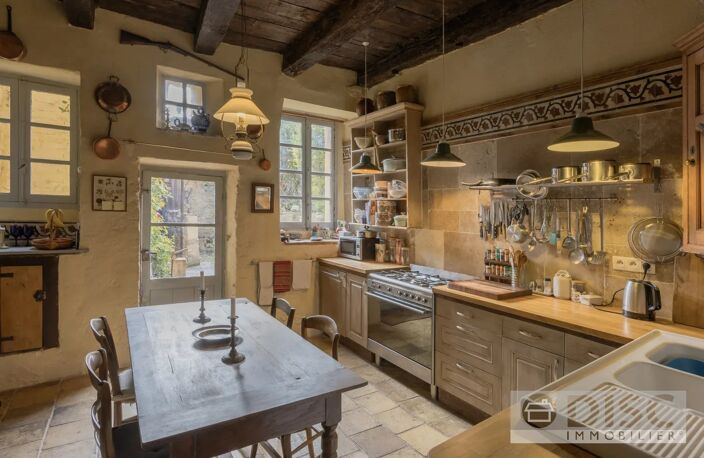 Charmante maison de village avec jardin et loggia offrant de belles vues — photo 3
