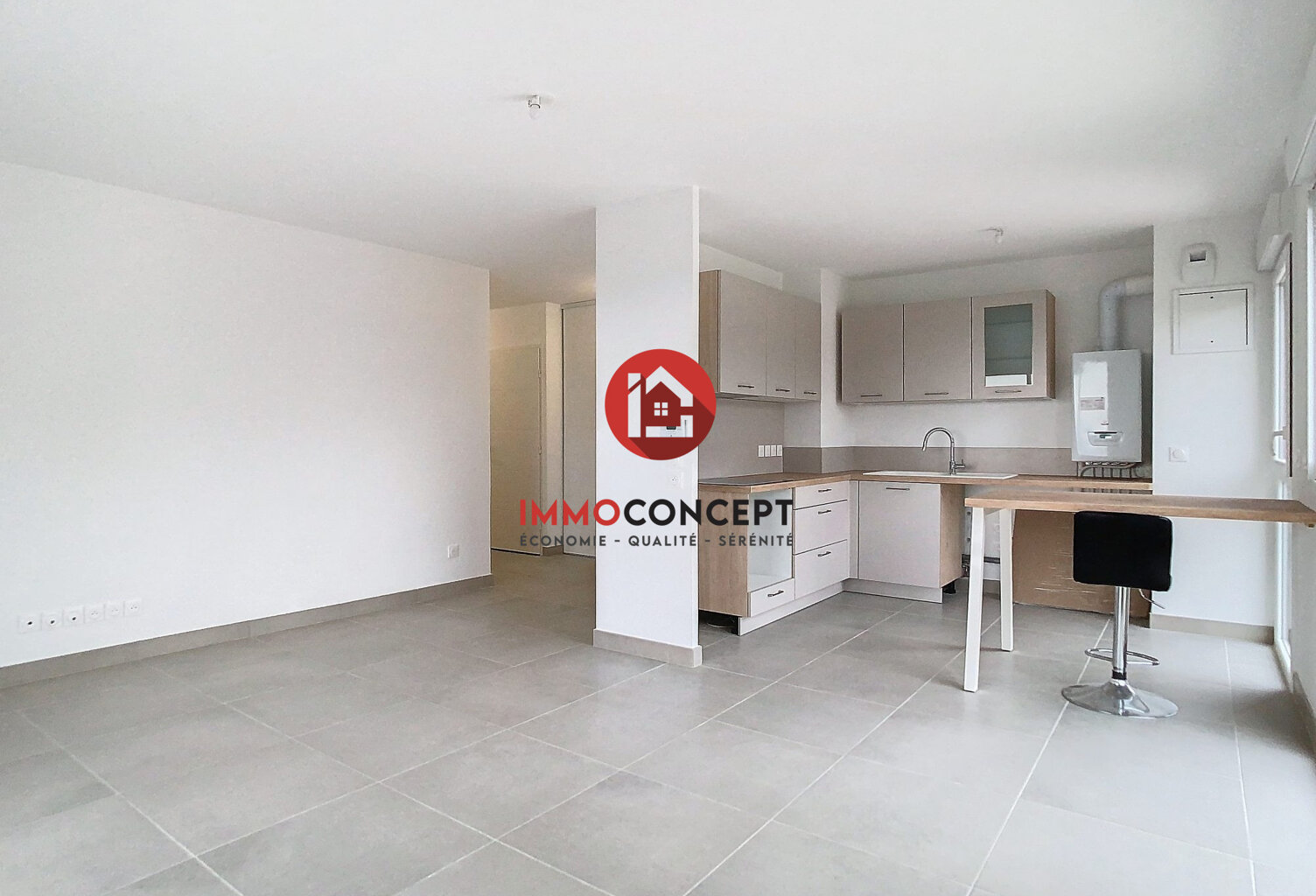 Appartement à louer Les Angles — photo 1