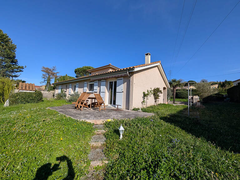 Maison  5 pièce(s)  Clonas-Sur-Varèze — photo 1