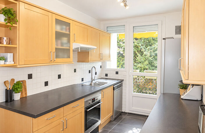 Un appartement lumineux, rénové avec goût : le plaisir de se sentir chez soi — photo 2