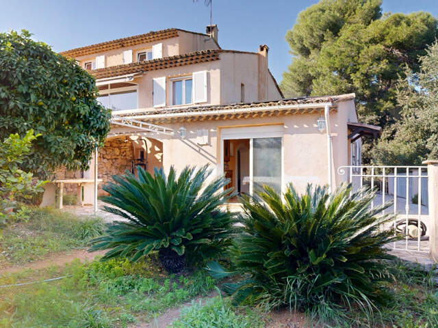 Maison Antibes 6 pièces 176 m2 — photo du bien
