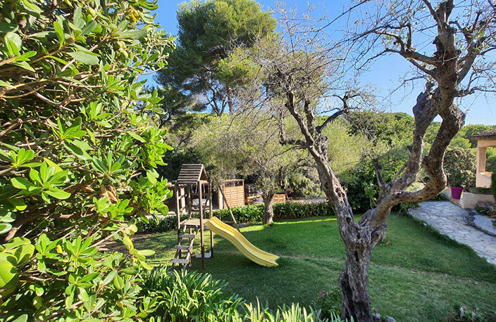 Maison Antibes 6 pièces 176 m2 — photo 3