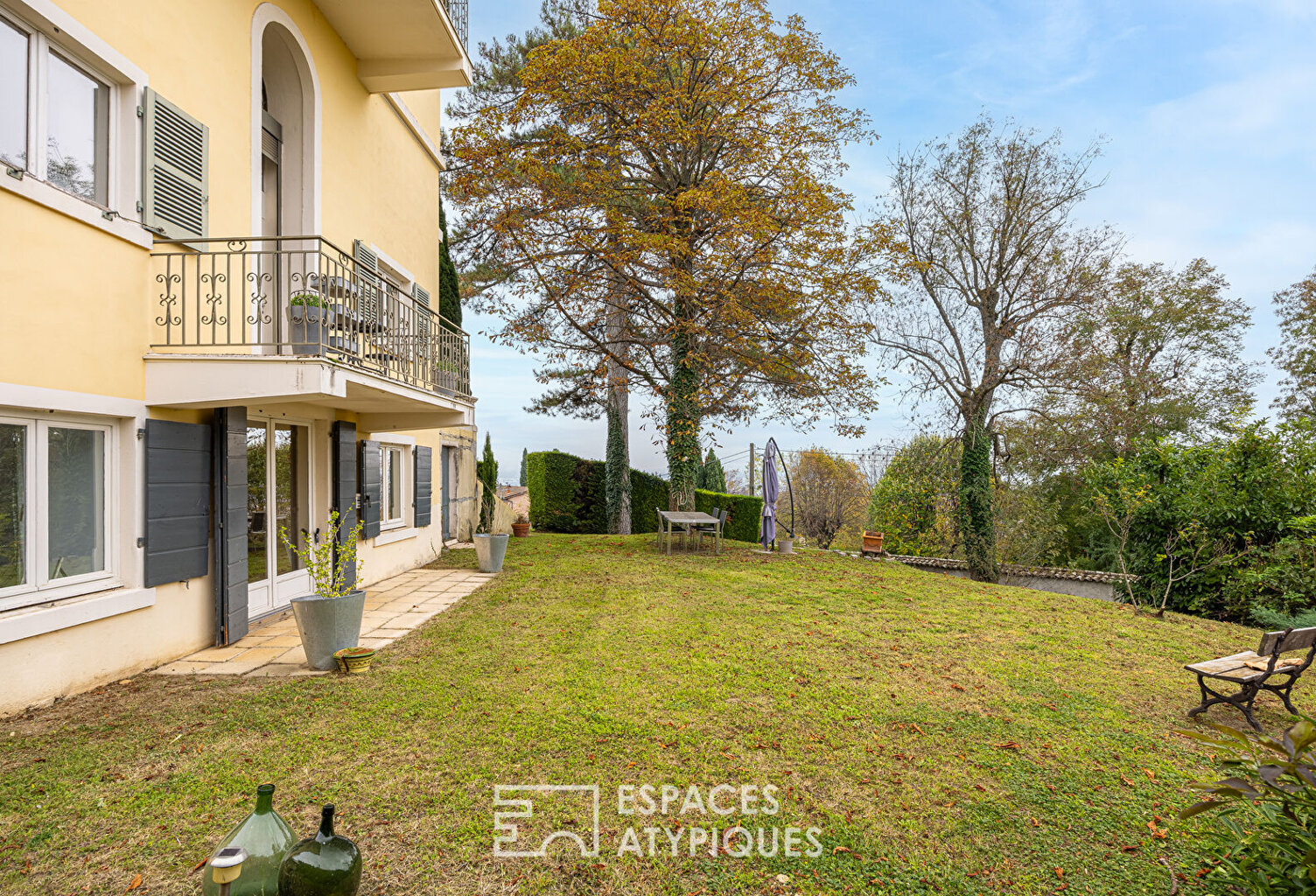 Appartement familial avec jardin au sein d'une copropriété historique — photo 1