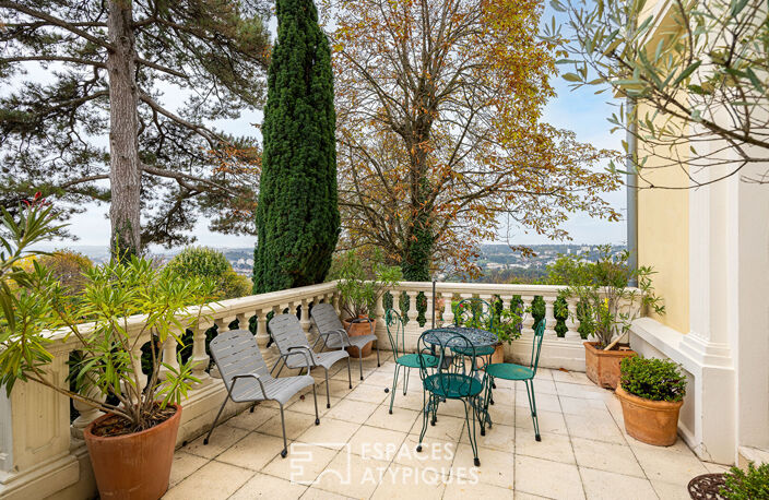 Appartement familial avec jardin au sein d'une copropriété historique — photo 2