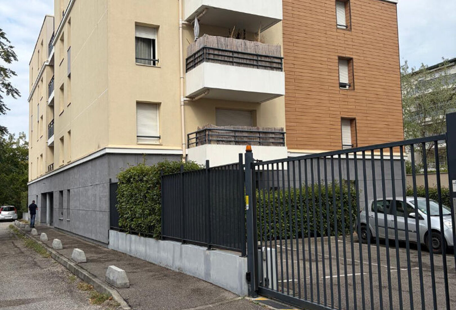 Appartement Decines Charpieu 2 pièce(s) 34 m2 — photo 1