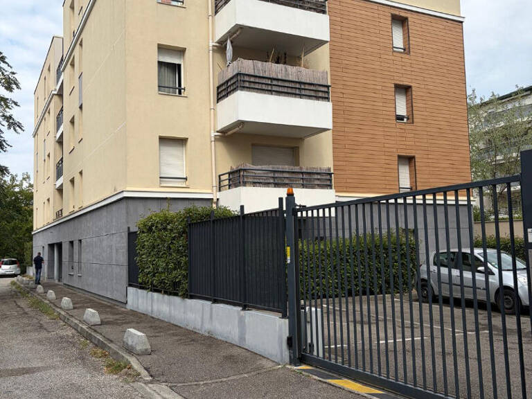 Appartement Decines Charpieu 2 pièce(s) 34 m2 — photo 1